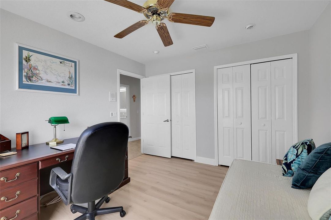 3rd bedroom, southeast corner