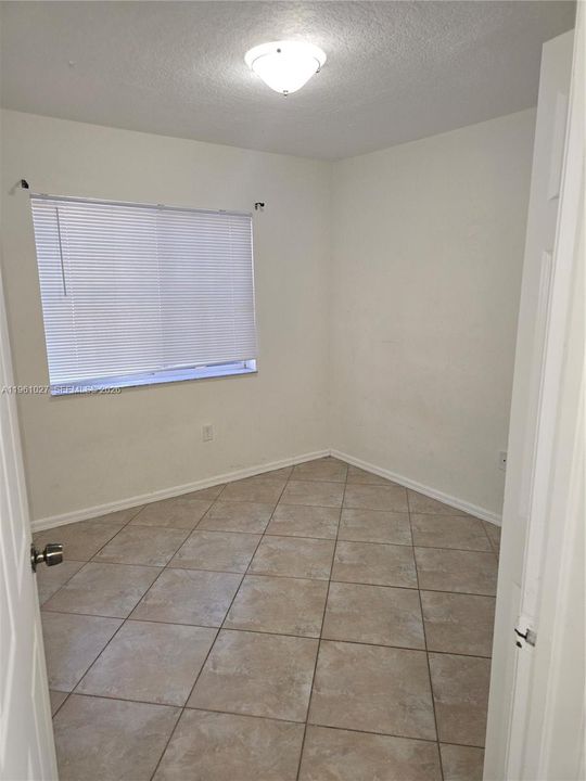 For Sale: $224,900 (3 beds, 2 baths, 1099 Square Feet)