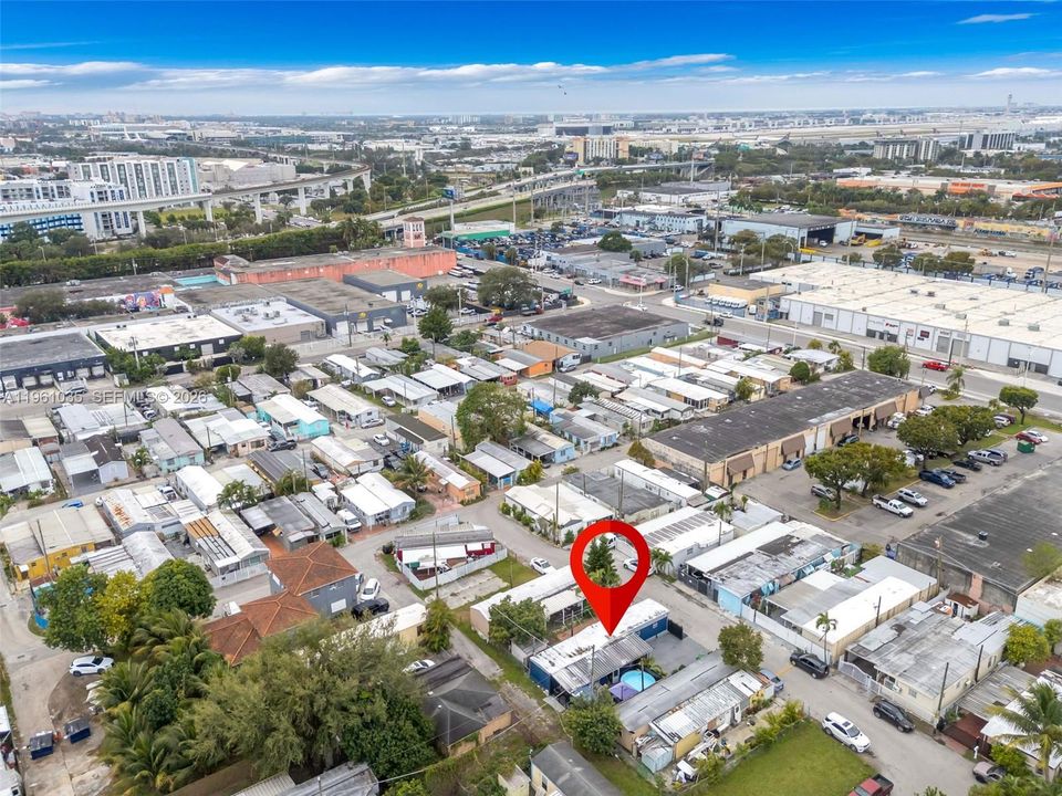 На продажу: $95,000 (3 спален, 2 ванн, 3592 Квадратных фут)