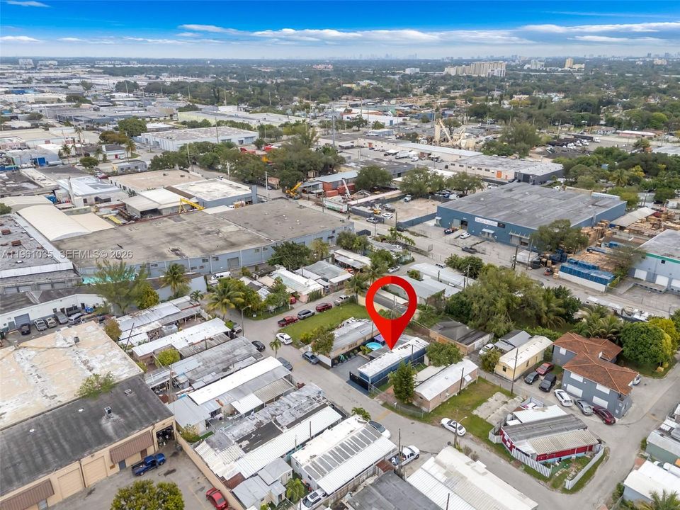 На продажу: $95,000 (3 спален, 2 ванн, 3592 Квадратных фут)