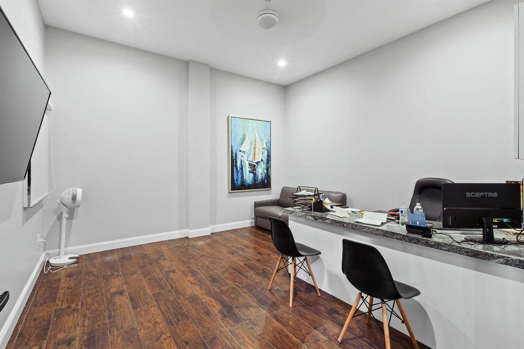 5401NHaverhillRd#126(25)