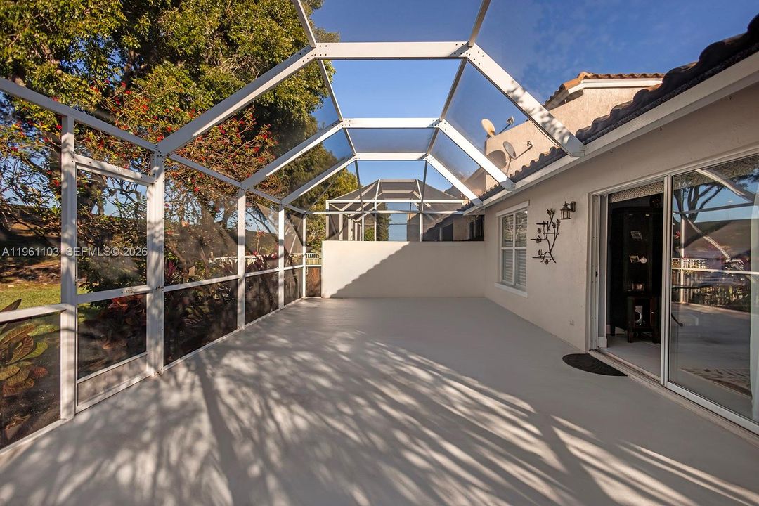 Activo con contrato: $459,900 (3 camas, 2 baños, 0 Pies cuadrados)