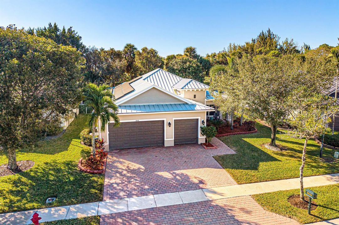 Newer metal roof!