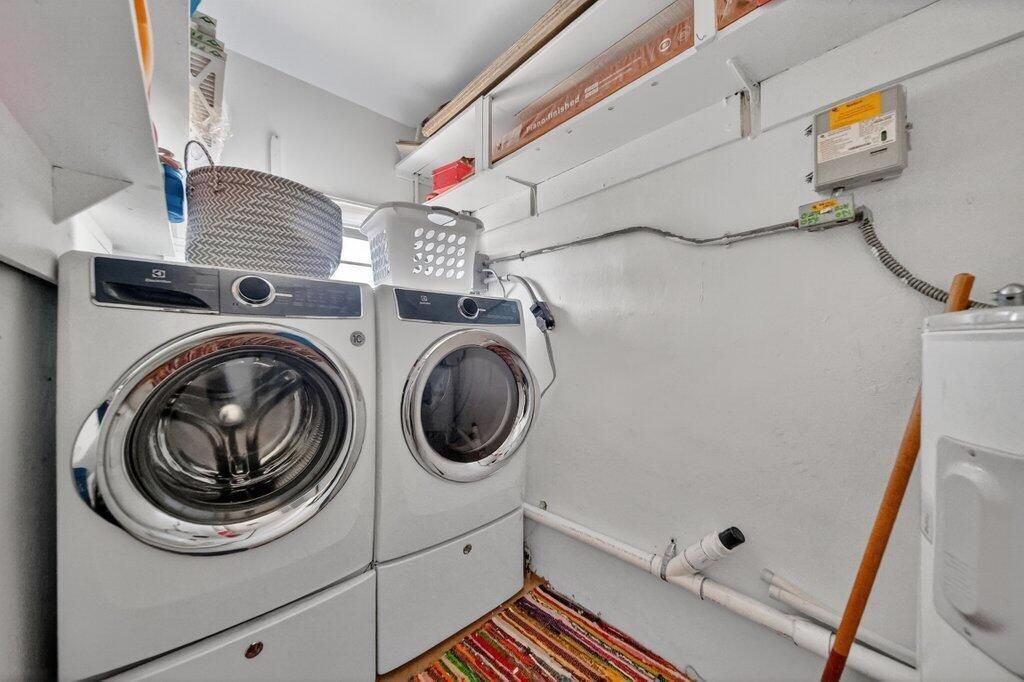 laundry1.jpg-SMALL