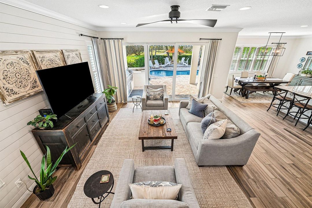 Livingroom View