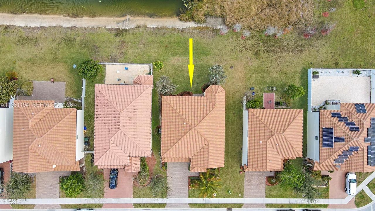 En Venta: $639,999 (4 camas, 3 baños, 2737 Pies cuadrados)