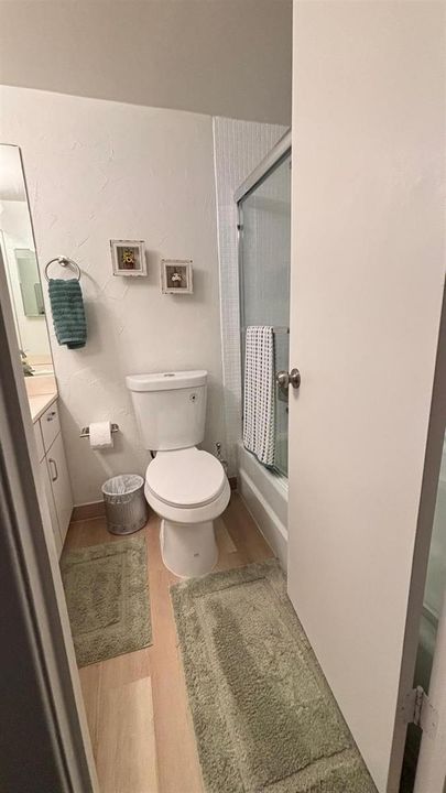 Photo 36