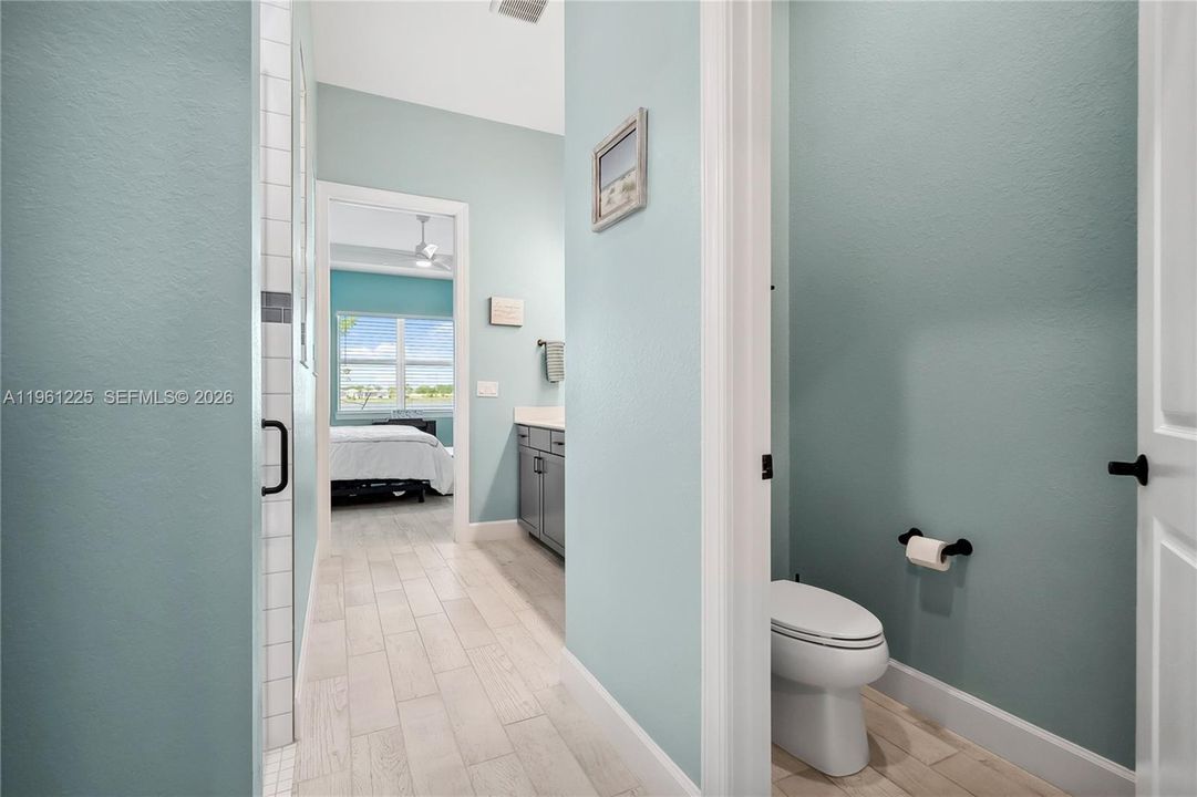 For Rent: $4,300 (3 beds, 3 baths, 2111 Square Feet)