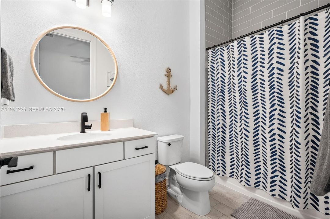 For Rent: $4,300 (3 beds, 3 baths, 2111 Square Feet)