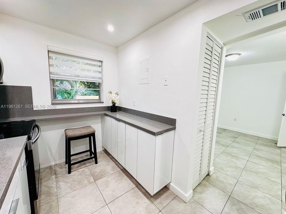 En Venta: $199,900 (1 camas, 1 baños, 900 Pies cuadrados)