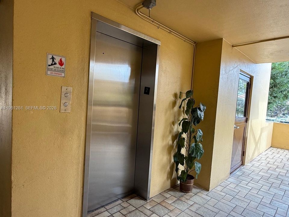 En Venta: $199,900 (1 camas, 1 baños, 900 Pies cuadrados)