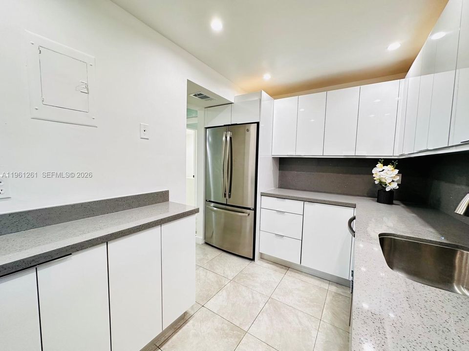 En Venta: $199,900 (1 camas, 1 baños, 900 Pies cuadrados)