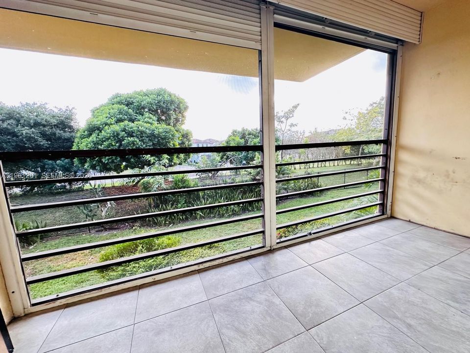 En Venta: $199,900 (1 camas, 1 baños, 900 Pies cuadrados)