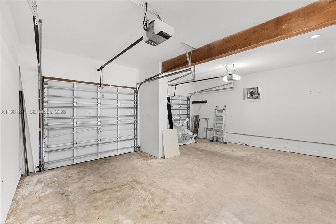 2 Car Garage