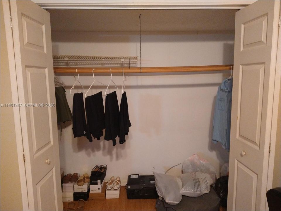 For Sale: $189,500 (2 beds, 2 baths, 1140 Square Feet)