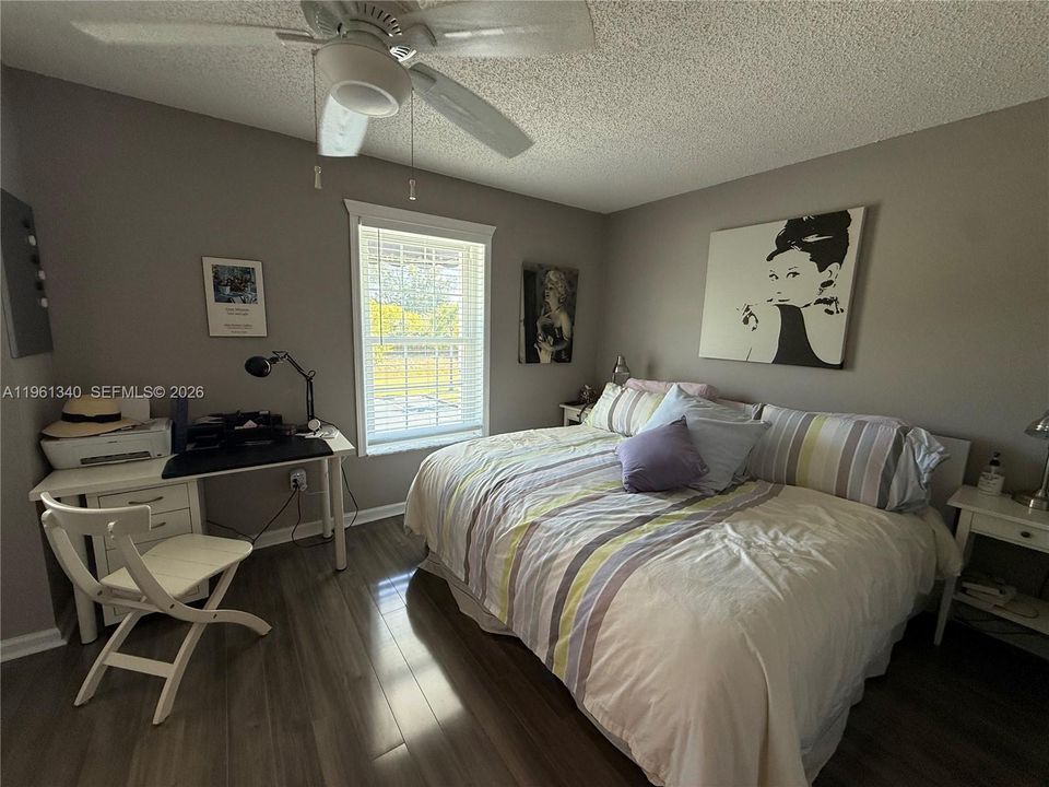 En Venta: $229,000 (2 camas, 2 baños, 1128 Pies cuadrados)