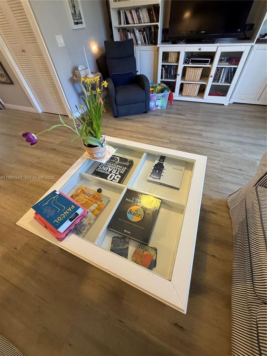 En Venta: $229,000 (2 camas, 2 baños, 1128 Pies cuadrados)