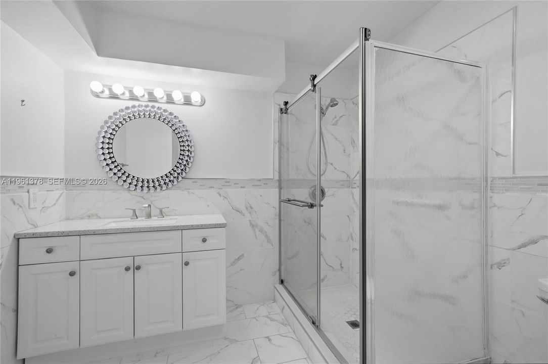 Activo con contrato: $165,000 (3 camas, 2 baños, 1134 Pies cuadrados)