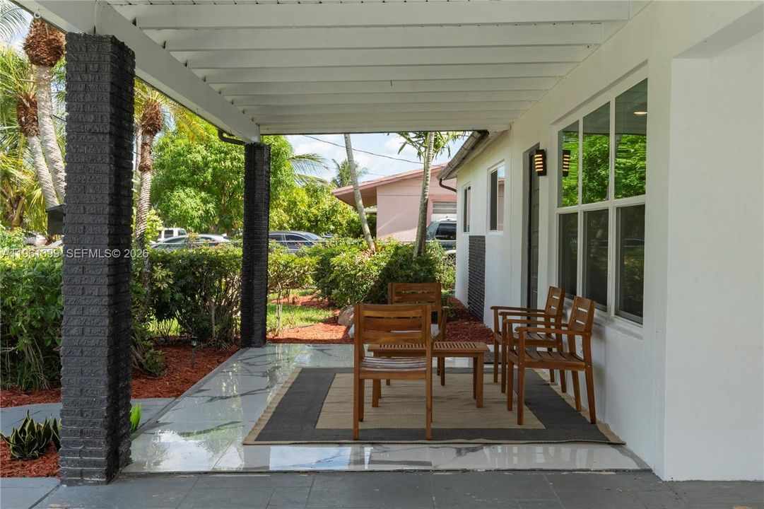 For Sale: $558,000 (3 beds, 2 baths, 1531 Square Feet)