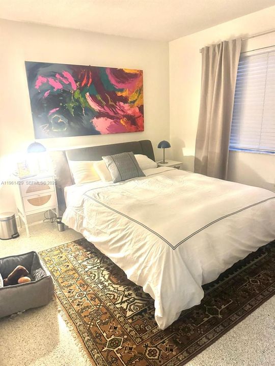 For Sale: $265,000 (2 beds, 1 baths, 660 Square Feet)