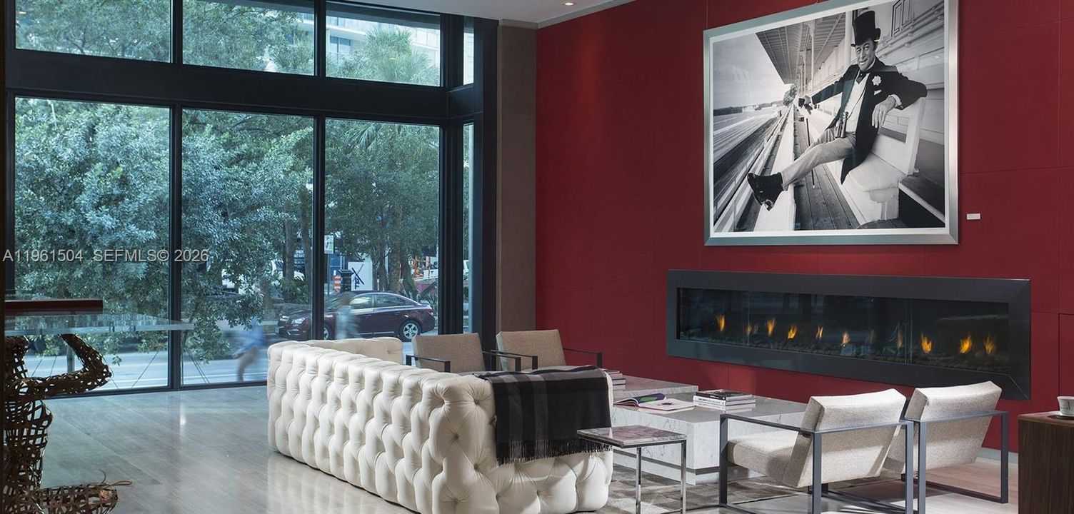 For Sale: $634,000 (1 beds, 1 baths, 830 Square Feet)