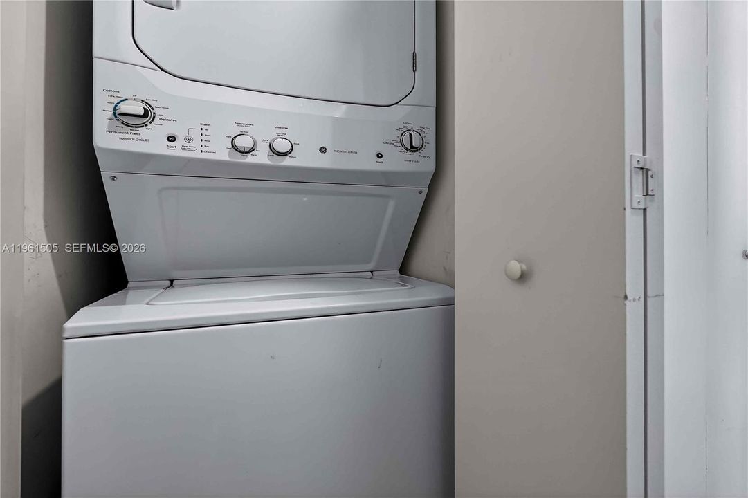 На продажу: $449,000 (1 спален, 1 ванн, 620 Квадратных фут)