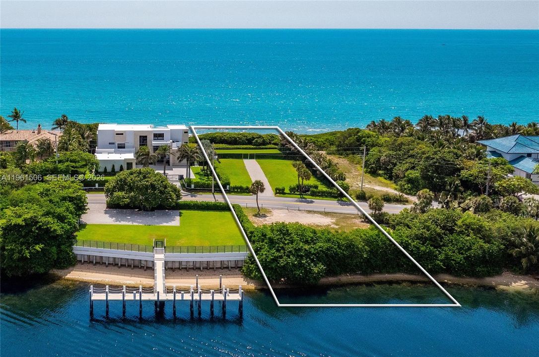 En Venta: $17,000,000 (0.96 acres)