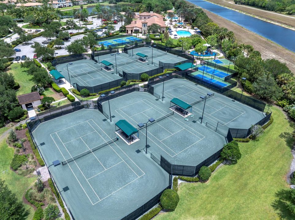 Tennis Pickleball Courts