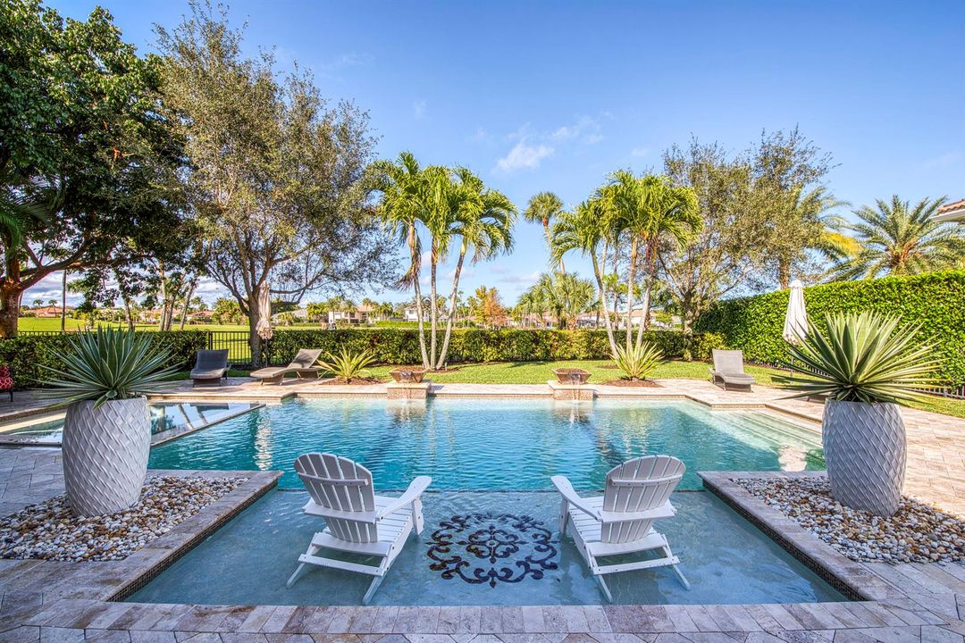 Custom Saltwater Pool & Spa
