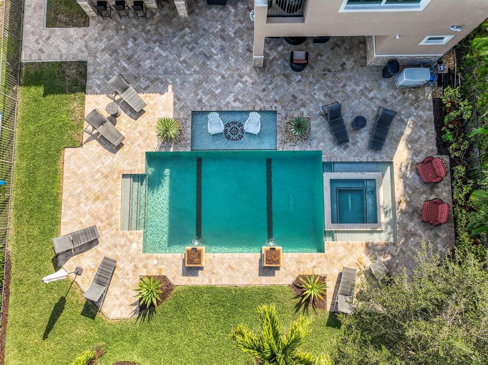 Custom Saltwater Pool & Spa