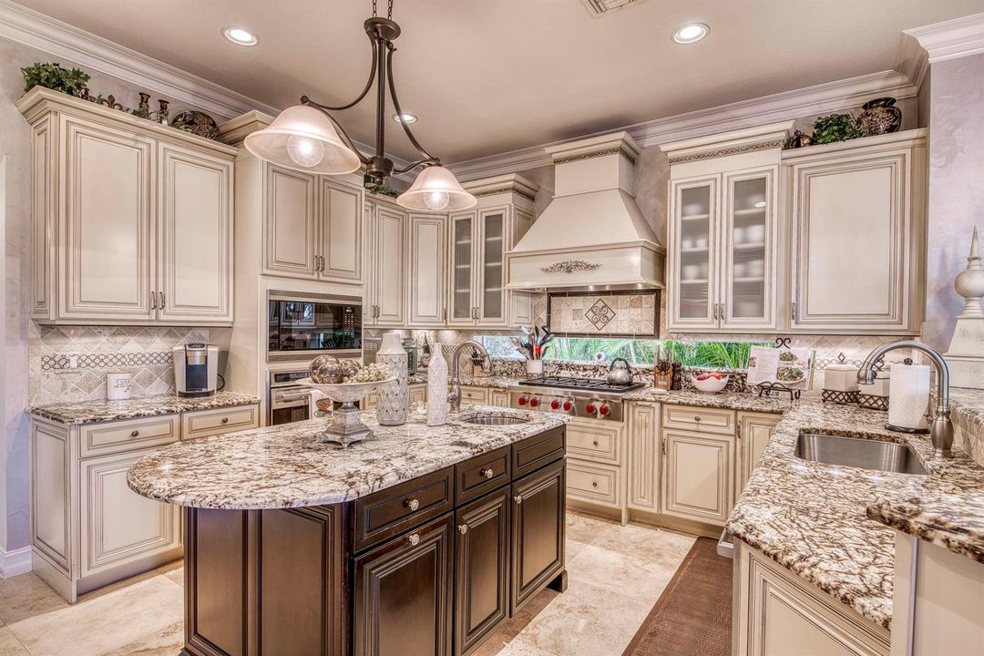 Gourmet Kitchen