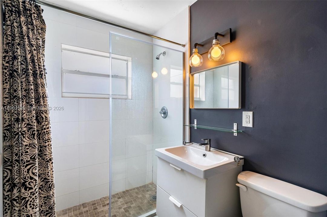 En Venta: $1,250,000 (0 camas, 0 baños, 2064 Pies cuadrados)