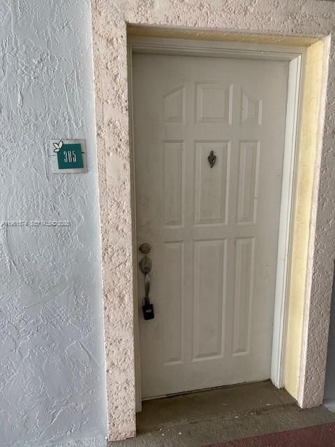Activo con contrato: $229,900 (2 camas, 2 baños, 1113 Pies cuadrados)