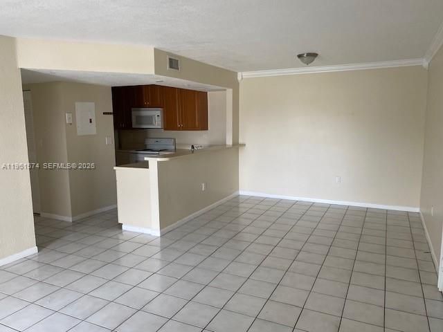 Activo con contrato: $229,900 (2 camas, 2 baños, 1113 Pies cuadrados)