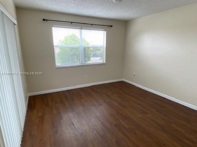 Activo con contrato: $229,900 (2 camas, 2 baños, 1113 Pies cuadrados)