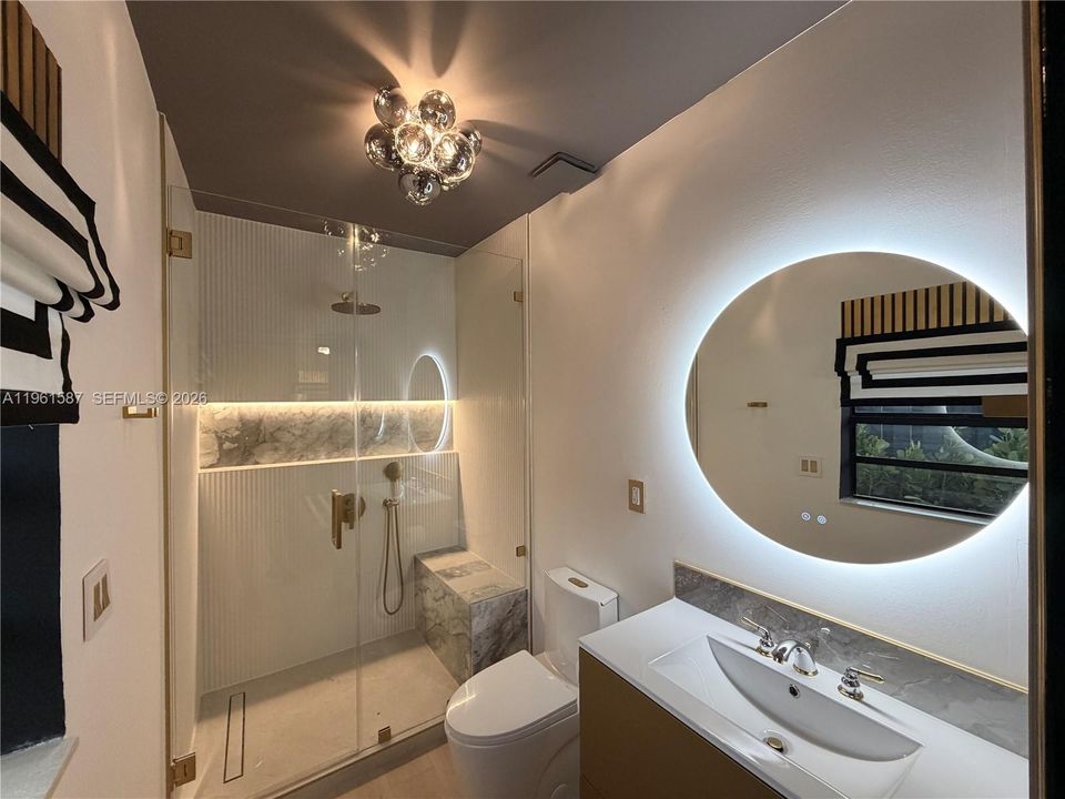 В аренду: $7,200 (4 спален, 3 ванн, 1625 Квадратных фут)