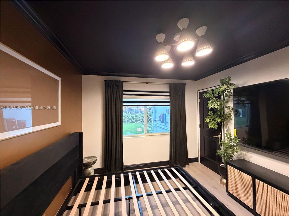 В аренду: $7,200 (4 спален, 3 ванн, 1625 Квадратных фут)