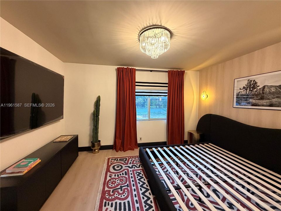 В аренду: $7,200 (4 спален, 3 ванн, 1625 Квадратных фут)