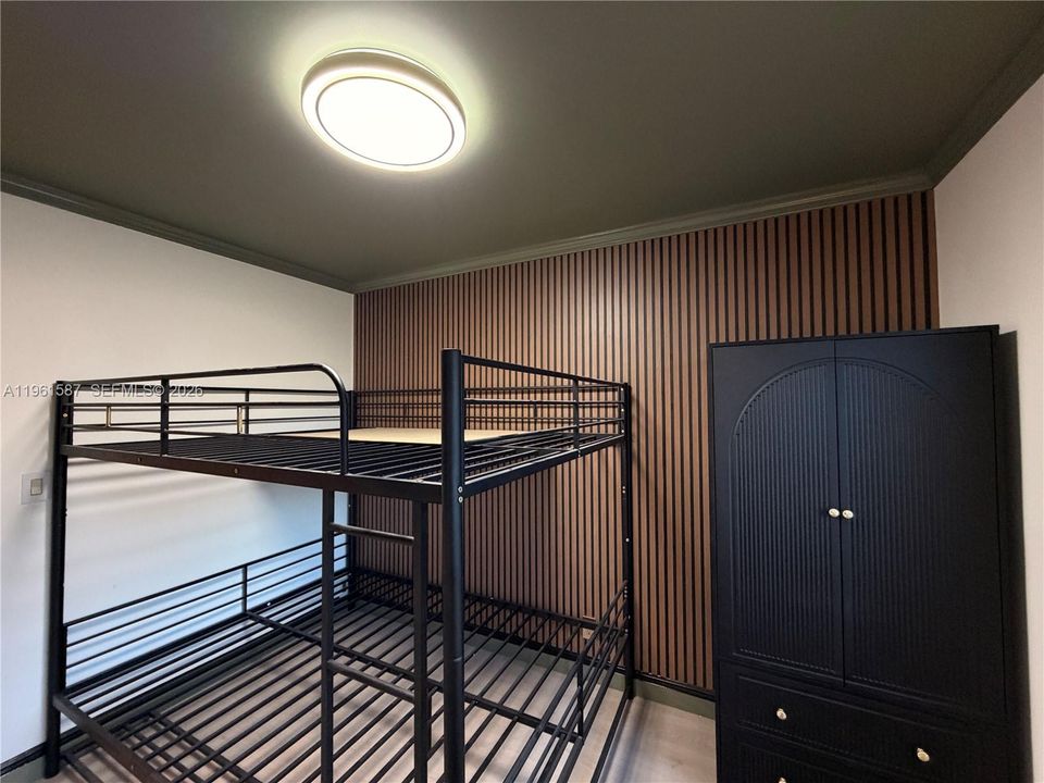 В аренду: $7,200 (4 спален, 3 ванн, 1625 Квадратных фут)