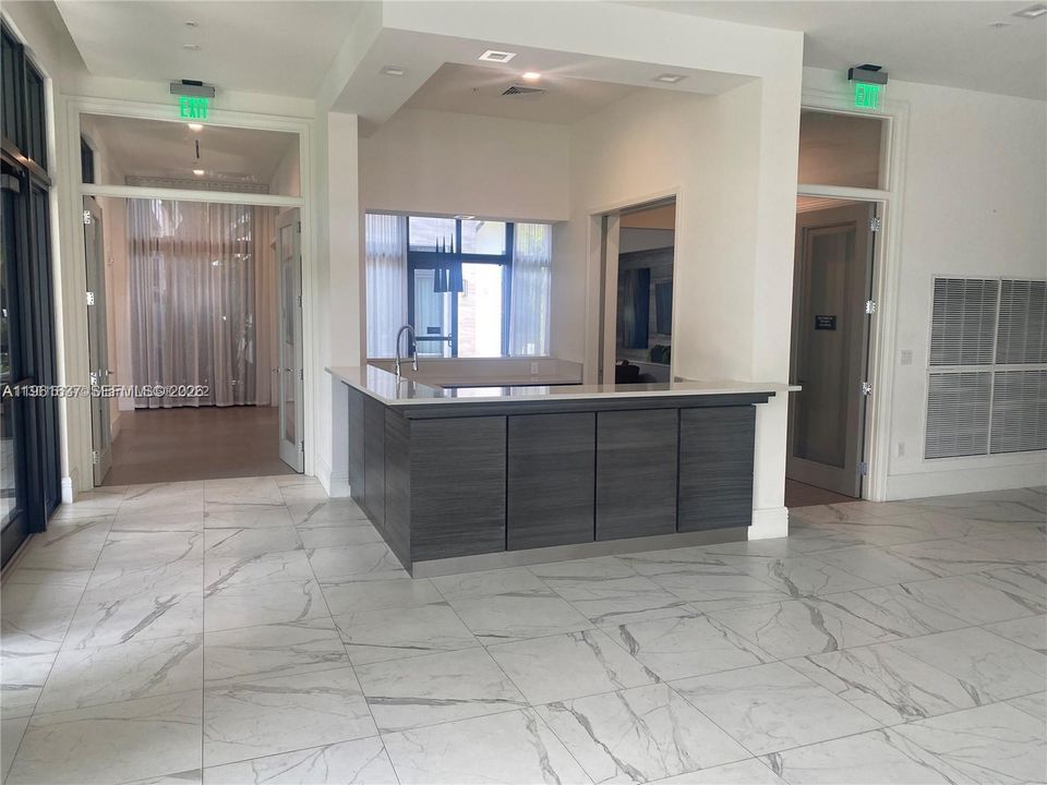 En Venta: $525,000 (3 camas, 2 baños, 1124 Pies cuadrados)