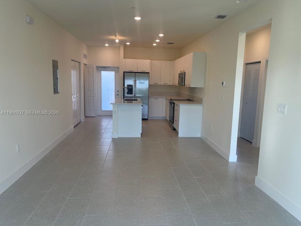 En Venta: $525,000 (3 camas, 2 baños, 1124 Pies cuadrados)
