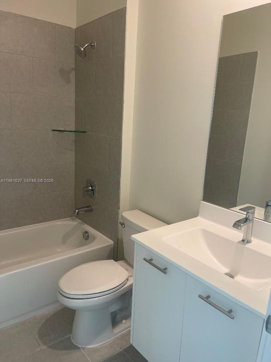 En Venta: $525,000 (3 camas, 2 baños, 1124 Pies cuadrados)