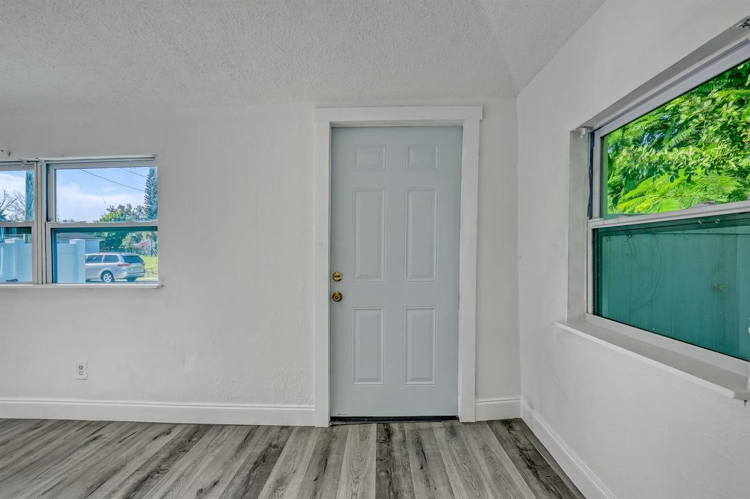 180 W 15th (6)
