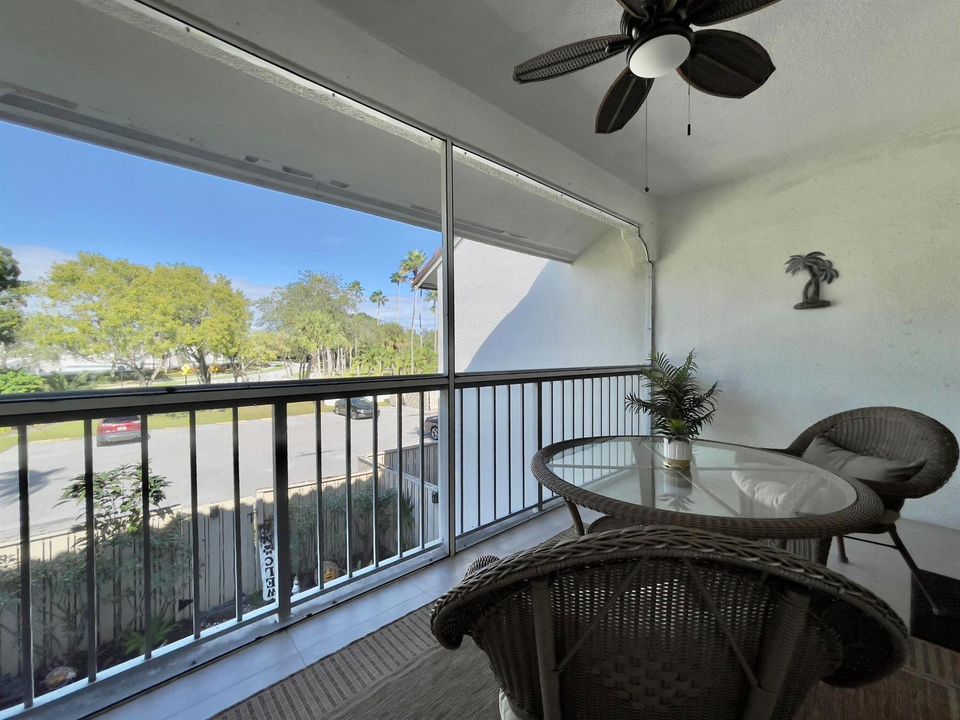 Screened Balcony