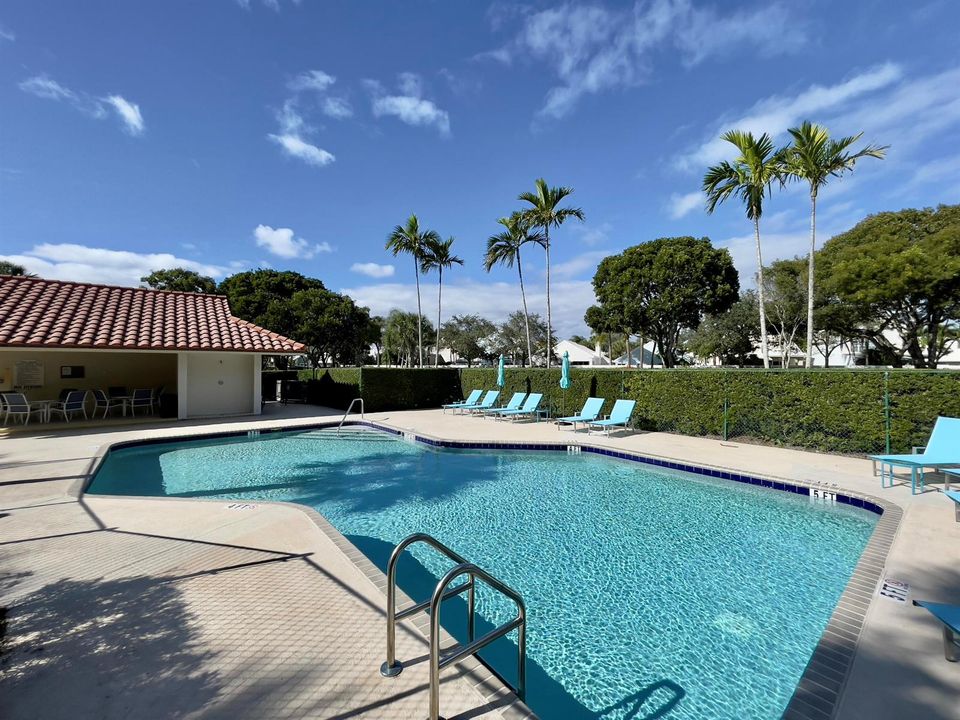 Meadowbrook Pool