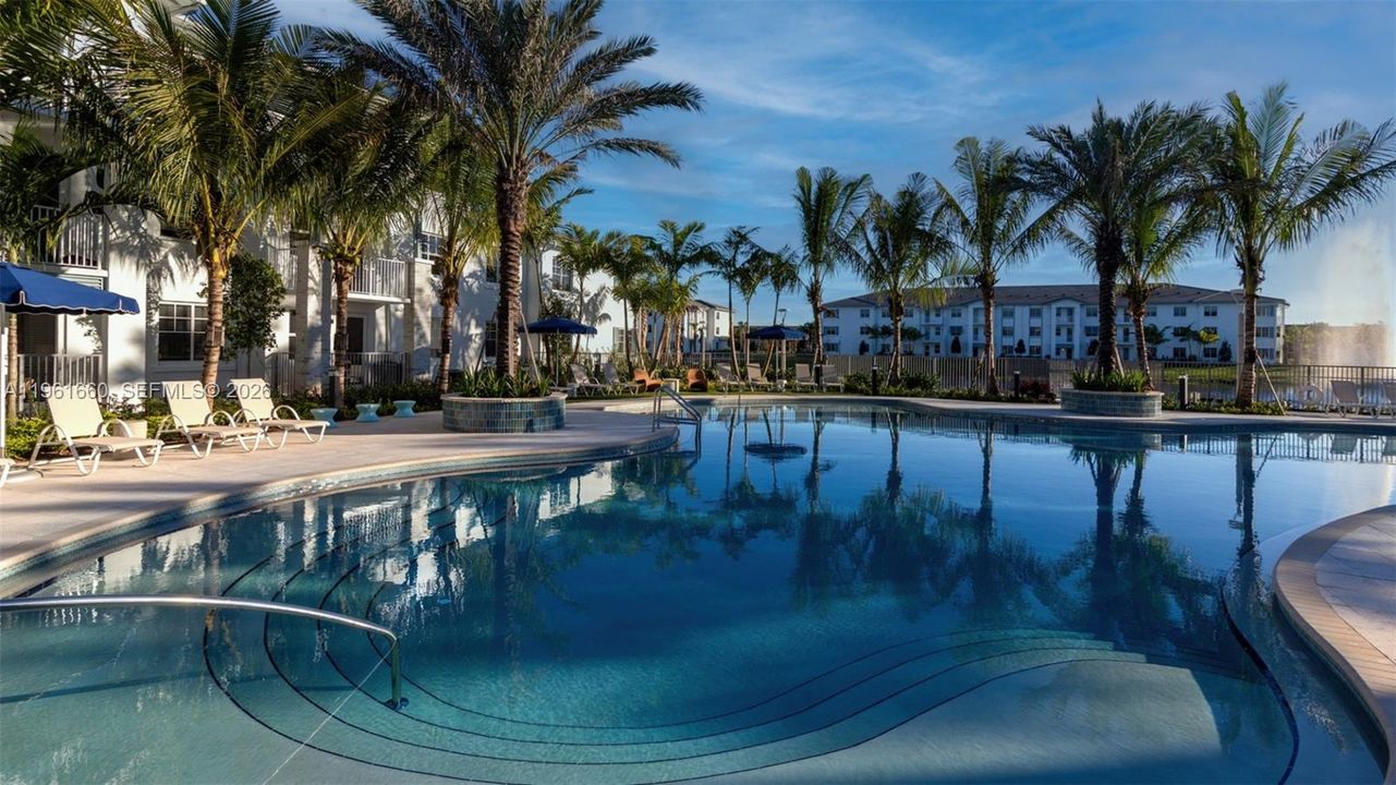 For Rent: $2,334 (1 beds, 1 baths, 715 Square Feet)