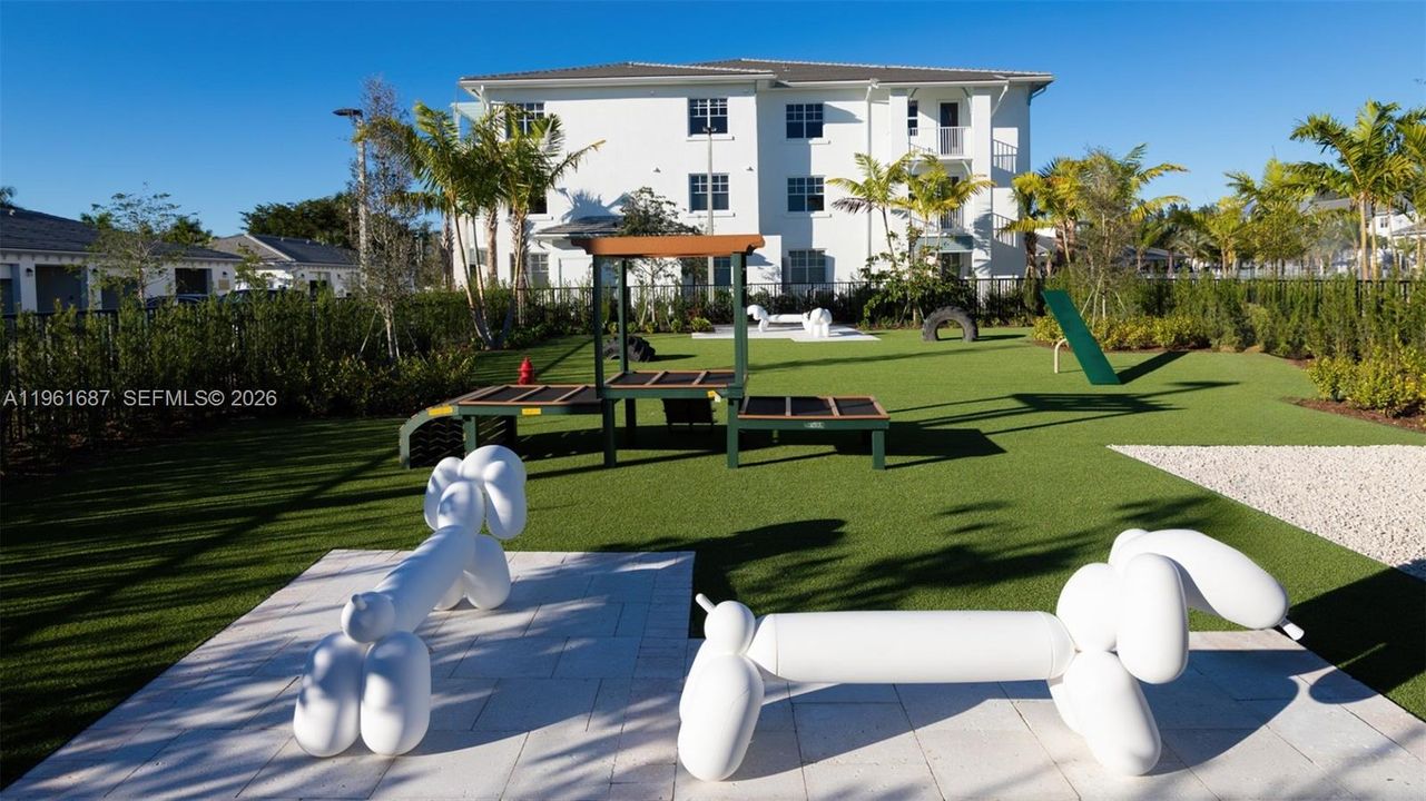 For Rent: $3,019 (3 beds, 2 baths, 1258 Square Feet)