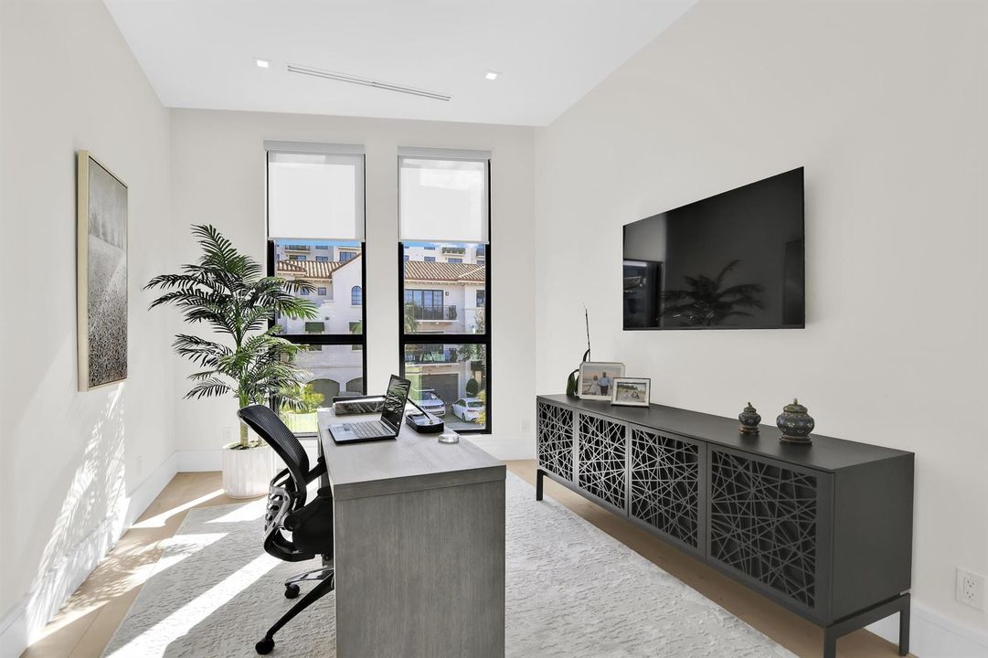 Office -355 E Boca Raton Rd, Boca Raton