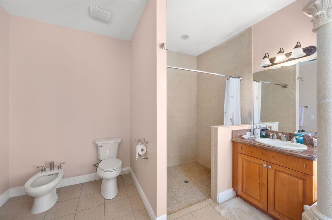 13-web-or-mls-5305 Southwind Trl - 13