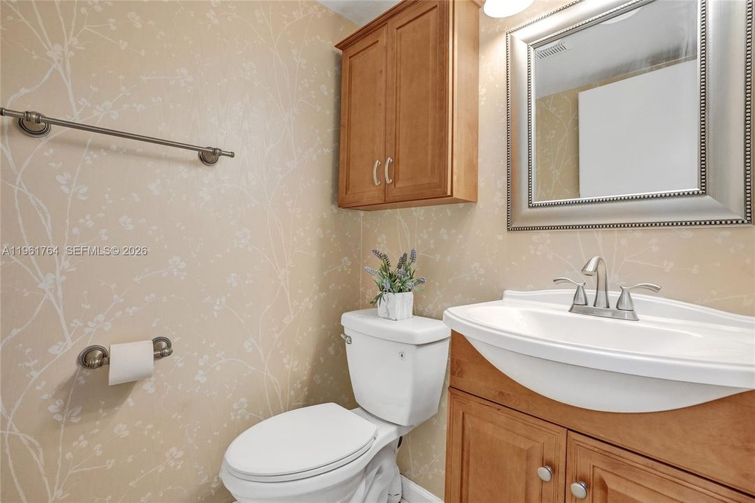 1/2 bathroom down stairs